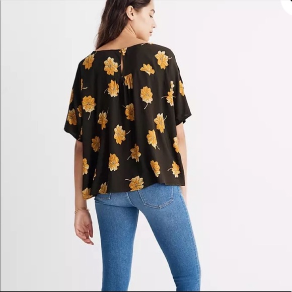 Madewell Rhyme Short Sleeve Keyhole Blouse Top in Fall Flowers - Picture 2 of 11